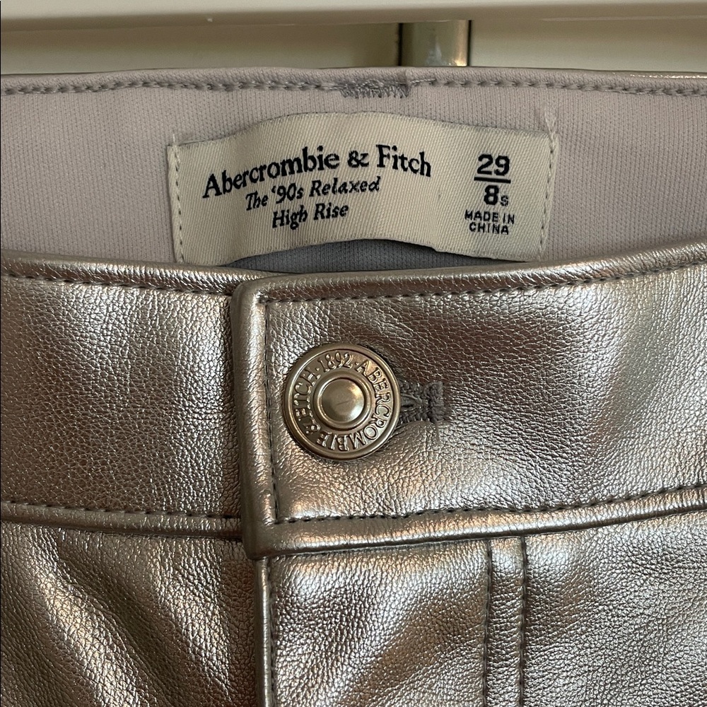 NWT Abercrombie & Fitch “The ‘90’s Relaxed” High Rise Metallic Silver Pants 10 - Picture 4 of 7